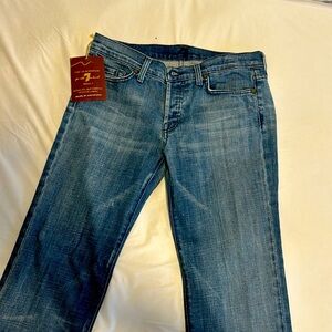 NWT 7 For all Mankind Boy cut Jeans size 30